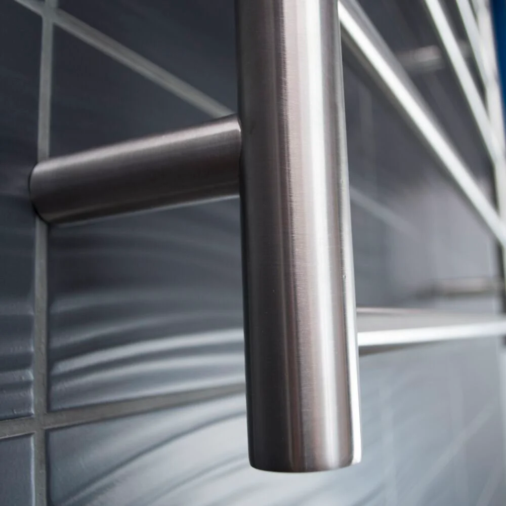 Radiant Low Voltage Heated Round Ladder 600 x 800mm Brushed Satin - Image 4