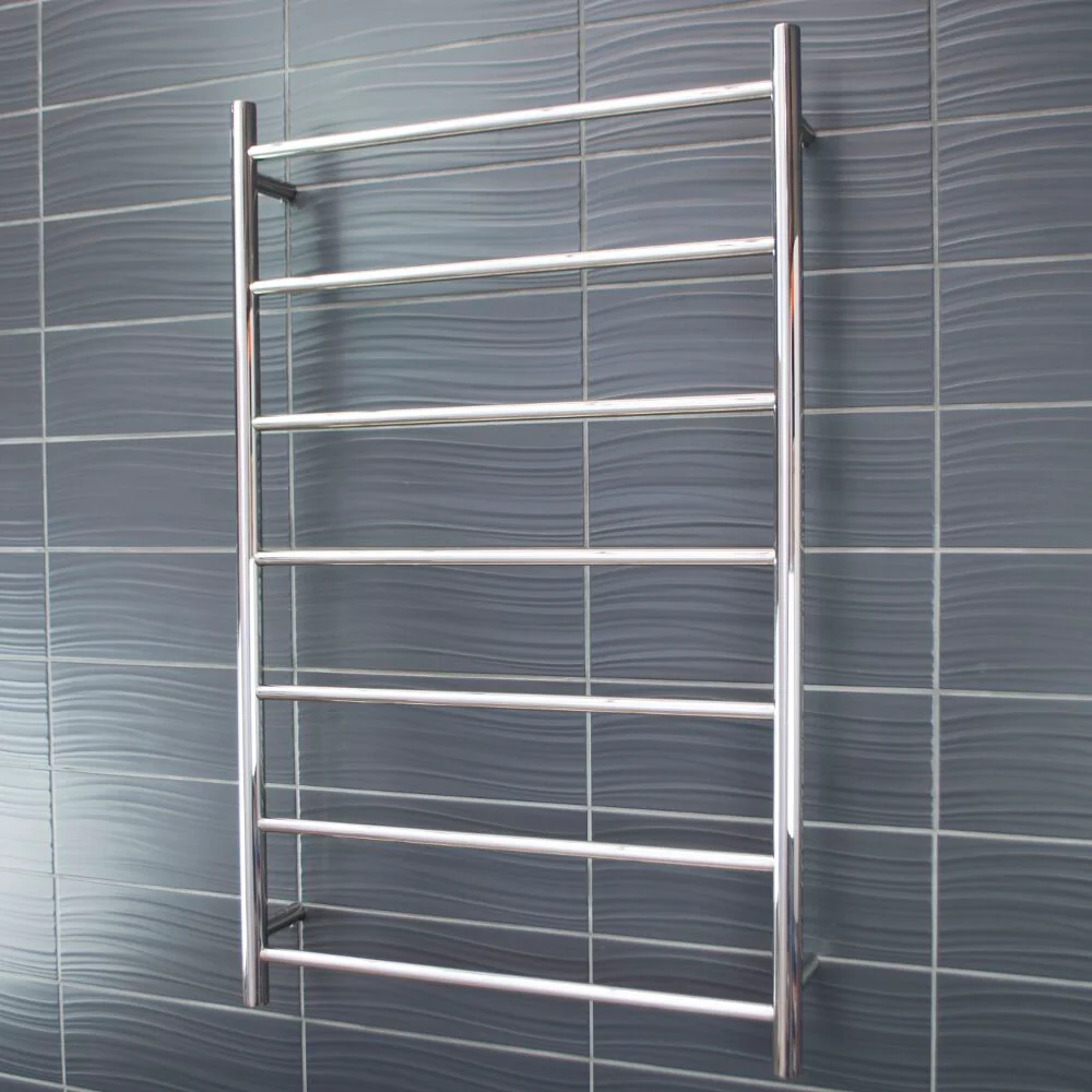 Radiant Non-Heated Round Ladder 700 x 1130mm Mirror Polished - Image 3